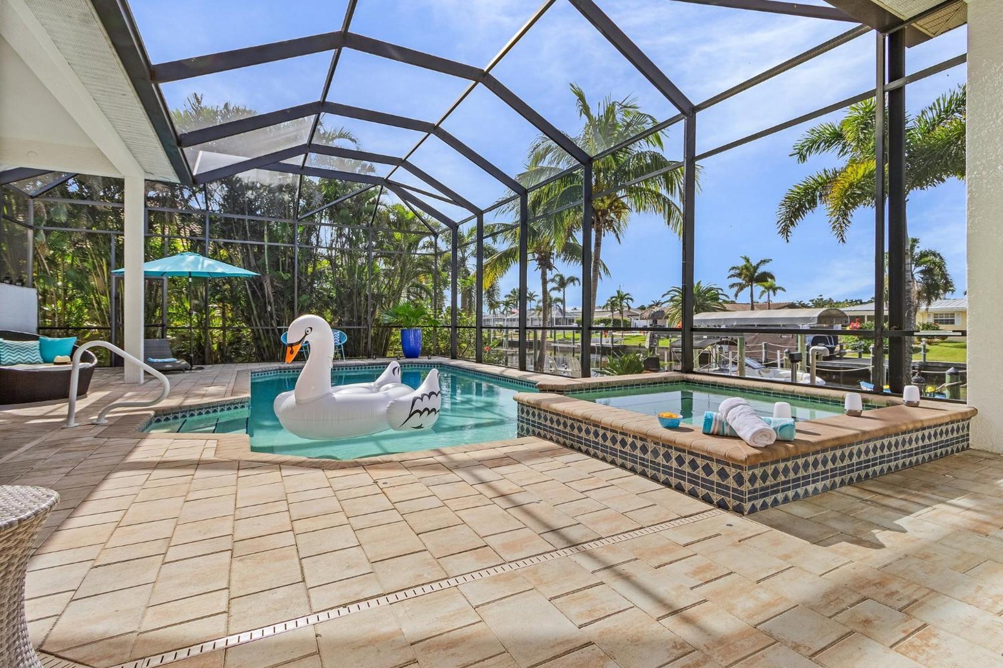 Villa Azurro, ケープコーラル エクステリア 写真